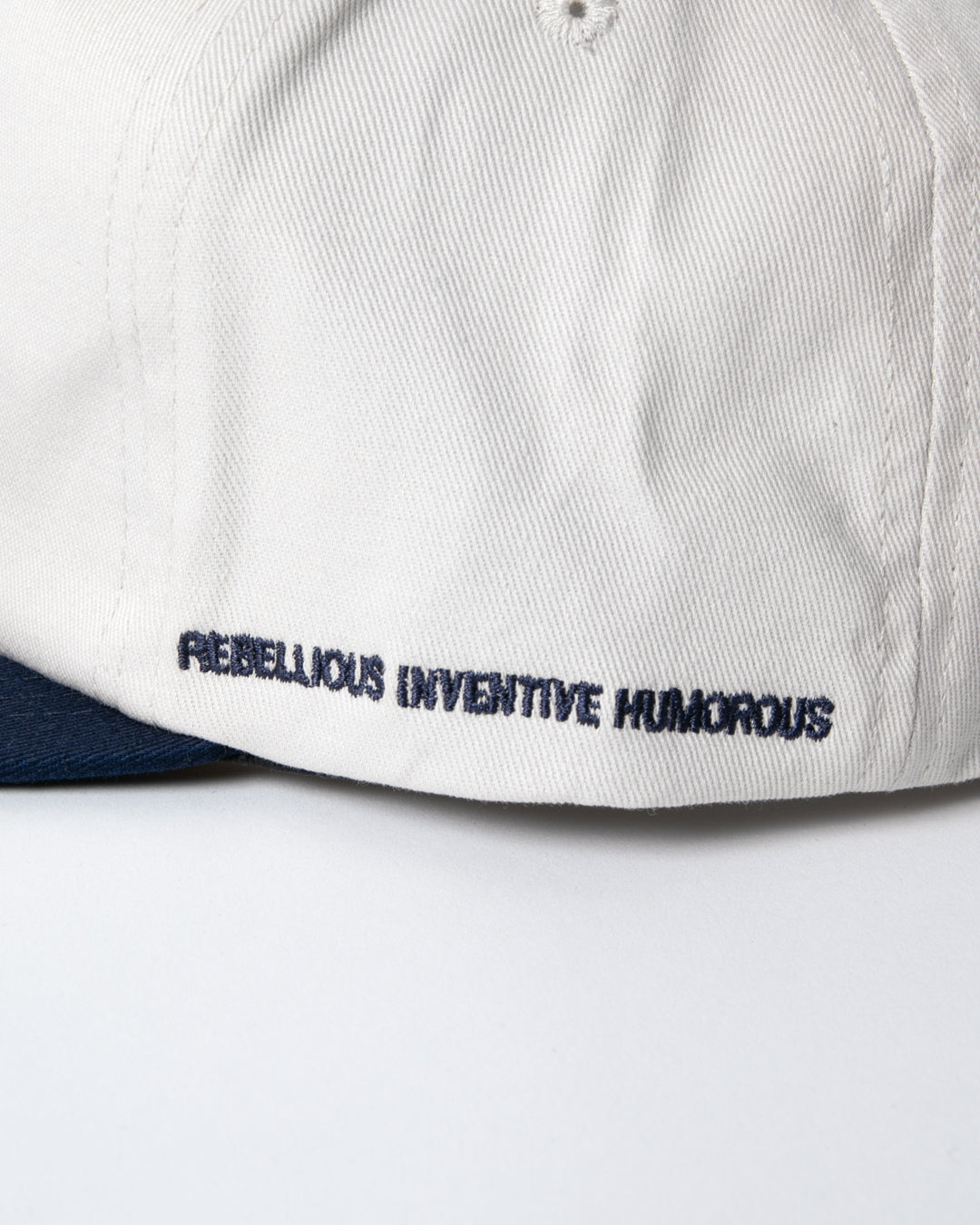 【Scheduled for April Release】"Trojan Logo" 5 Panel Cap / 2610901