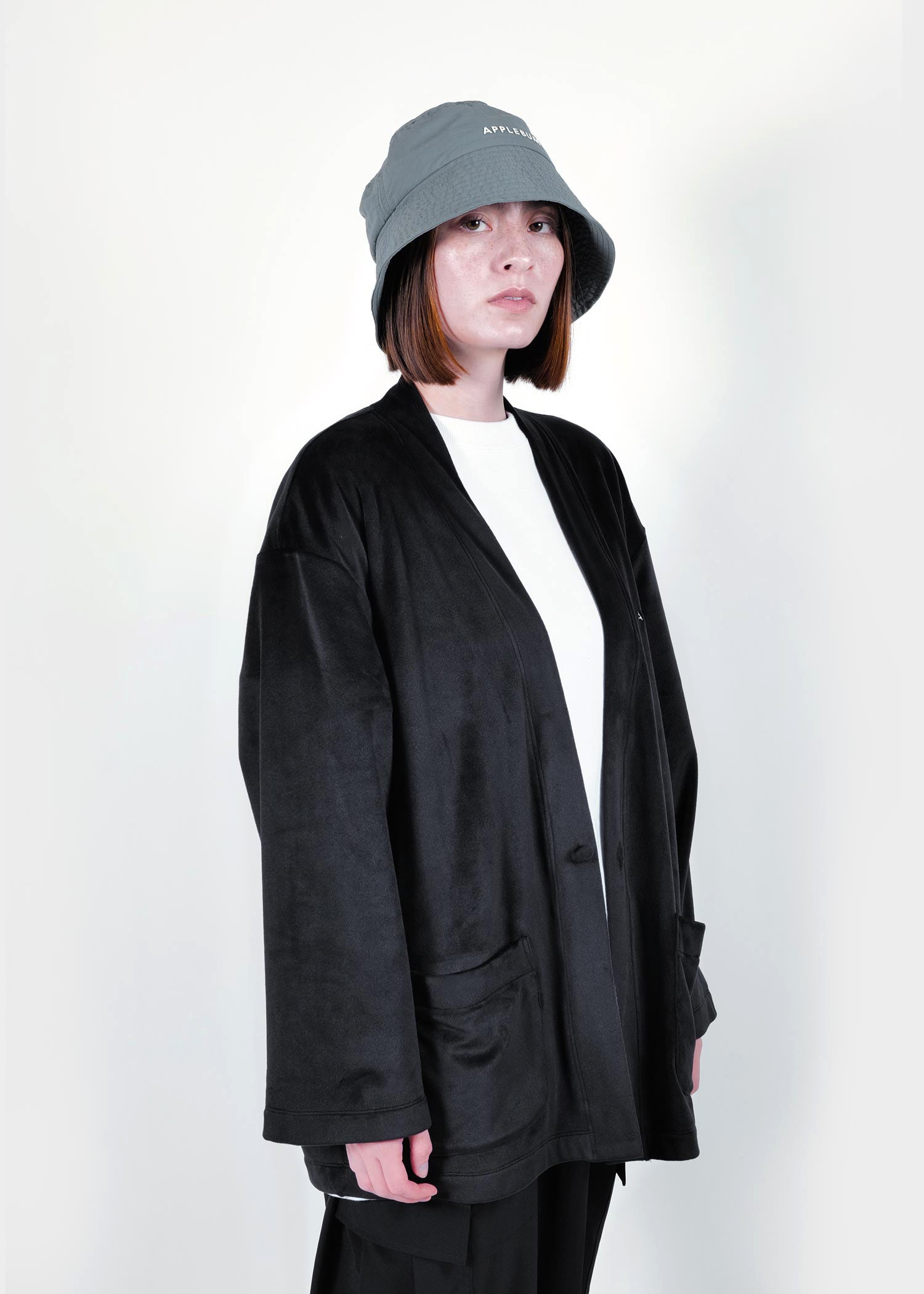 Velour Cardigan / 2520101