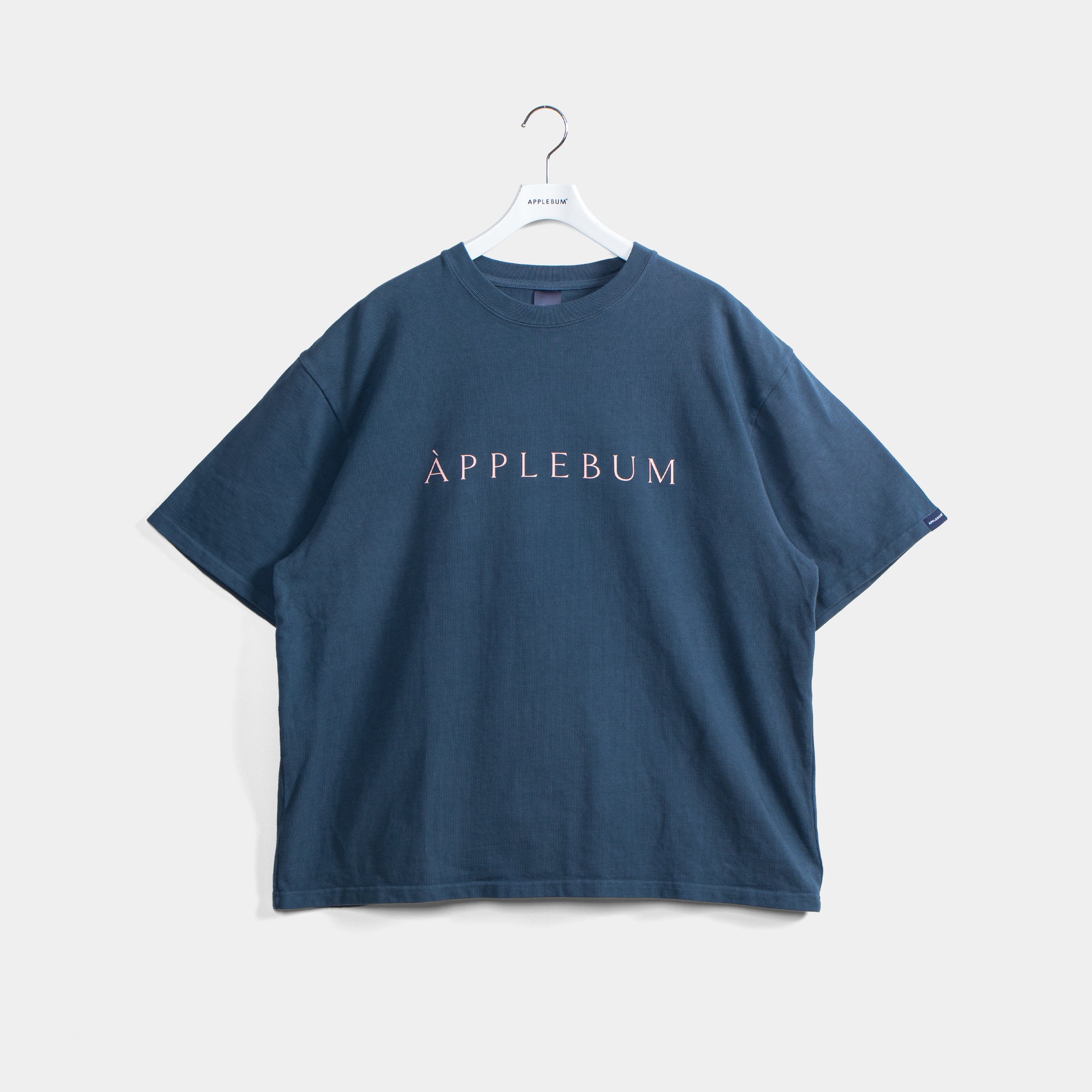 Logo T-shirt 12oz [Blue Gray] / 2411119 – APPLEBUM