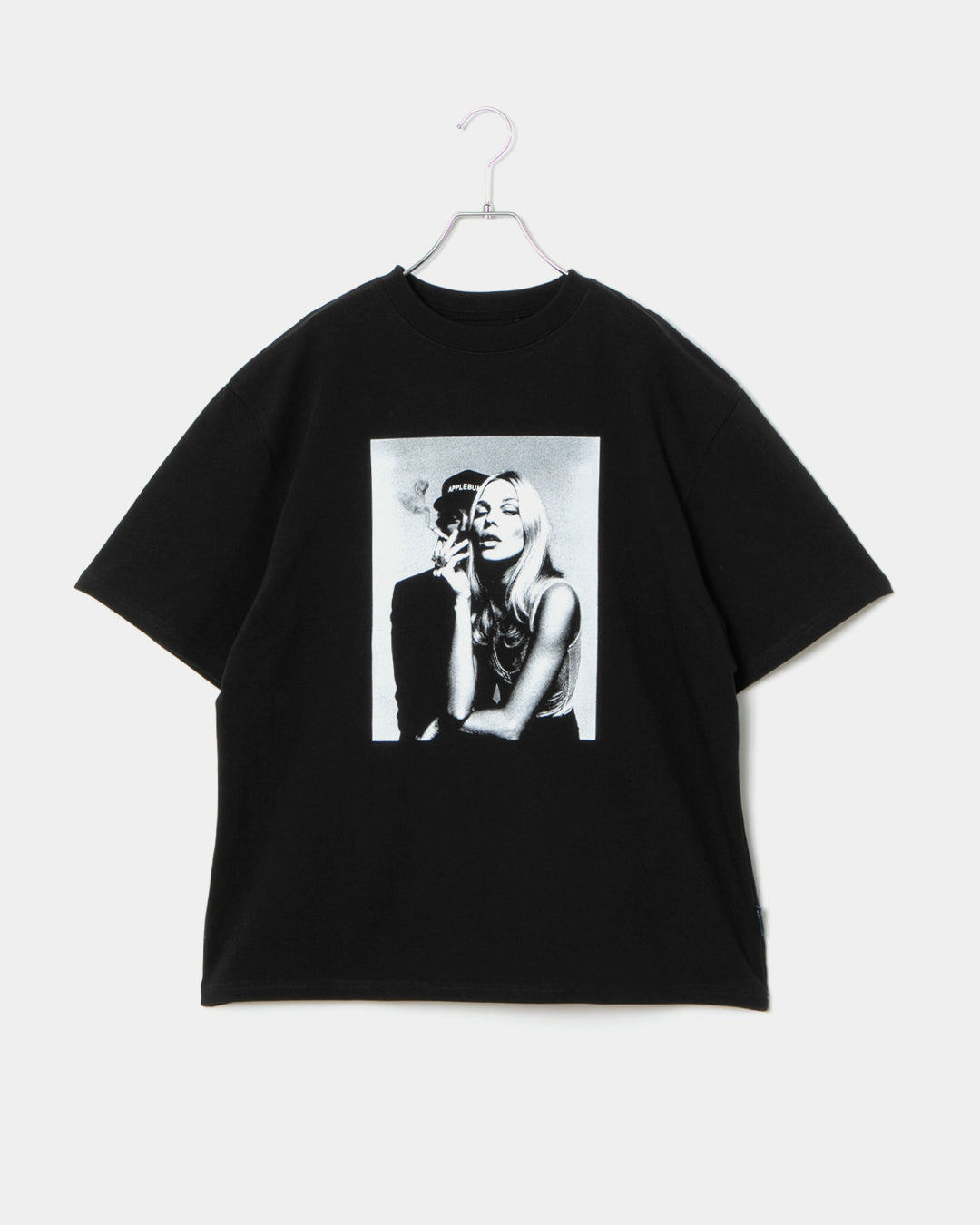 【4月発売予定】“Smoky Seduction” T-shirt / 2611114