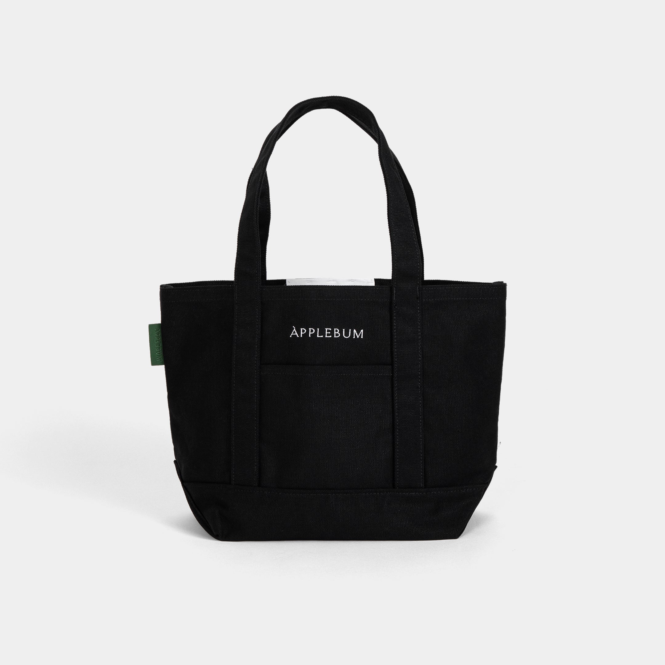 Logo Totebag (M) [Black] / 2321001 – APPLEBUM