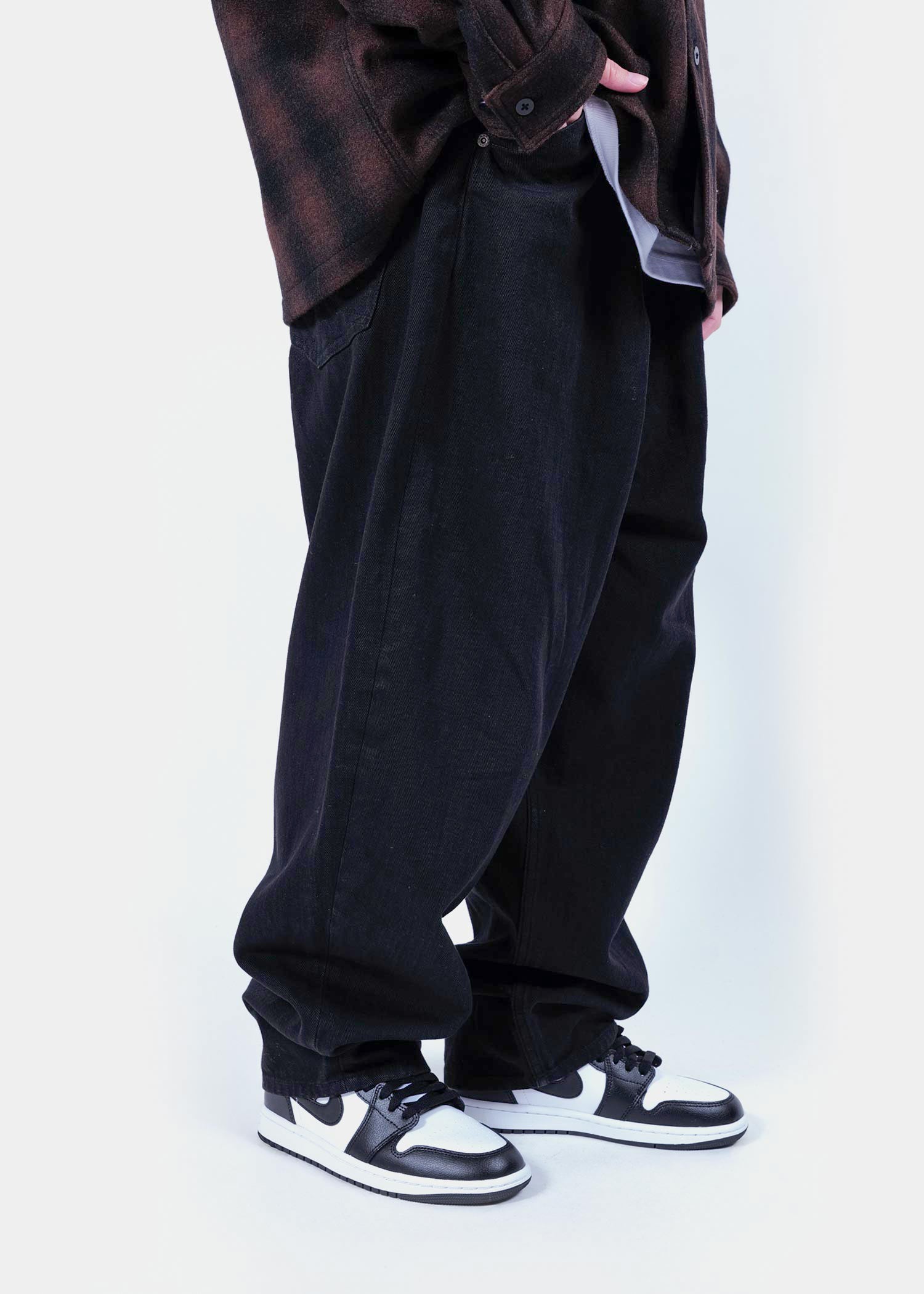 “Selena” Wide Tapered Denim Pants (Black) / 2520801B