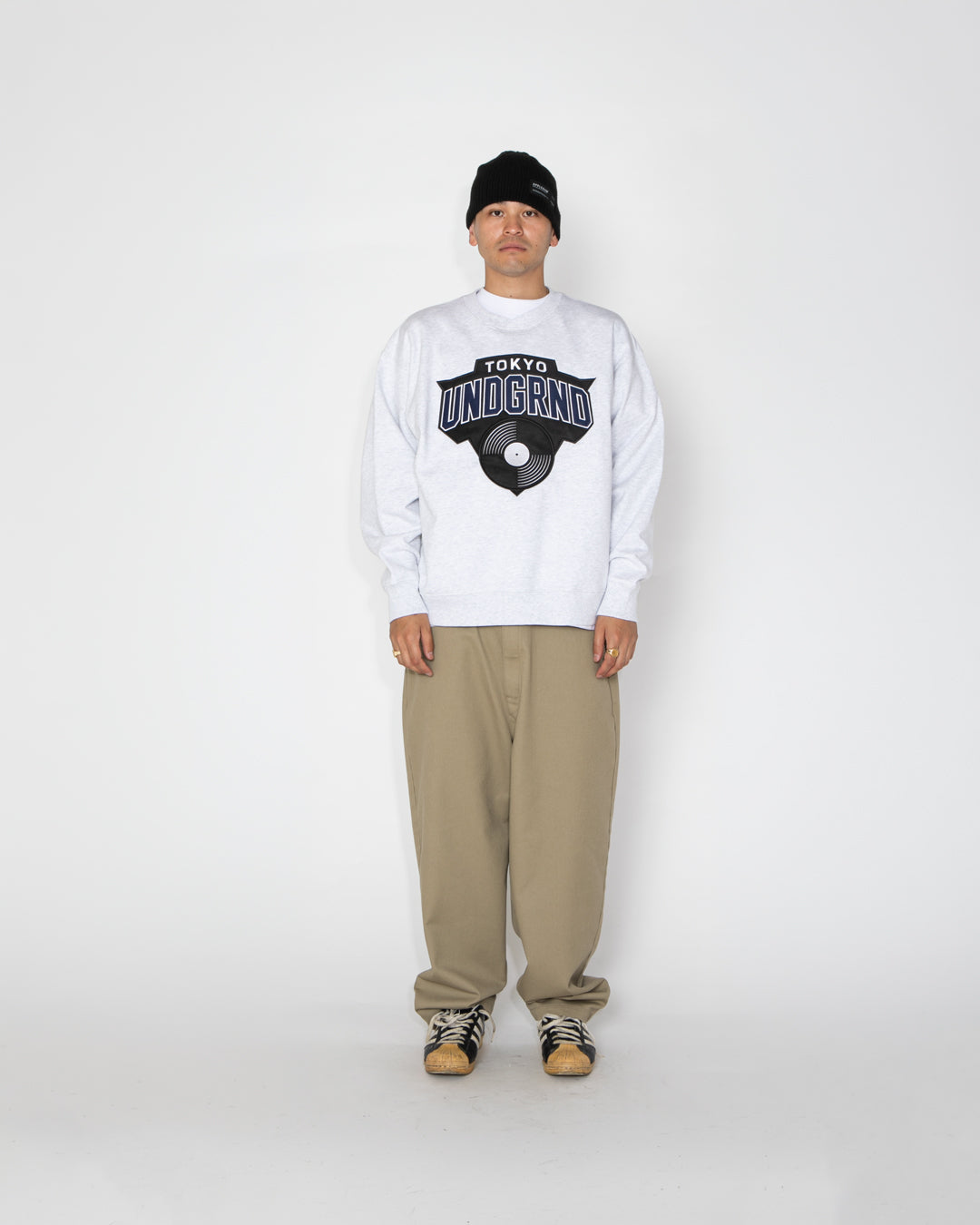 “TOKYO UNDGRND” Crew Sweat / 2620401
