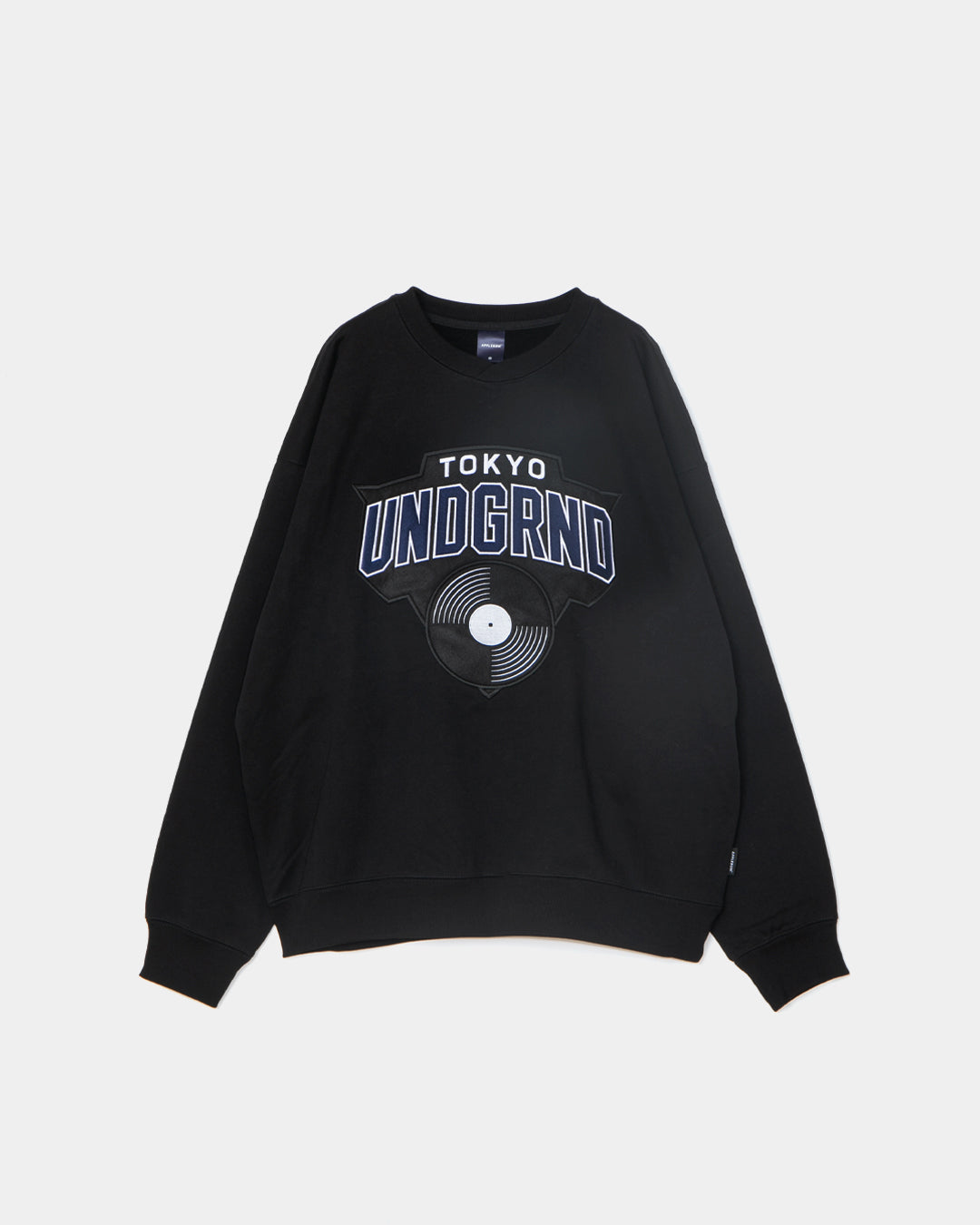 “TOKYO UNDGRND” Crew Sweat / 2620401