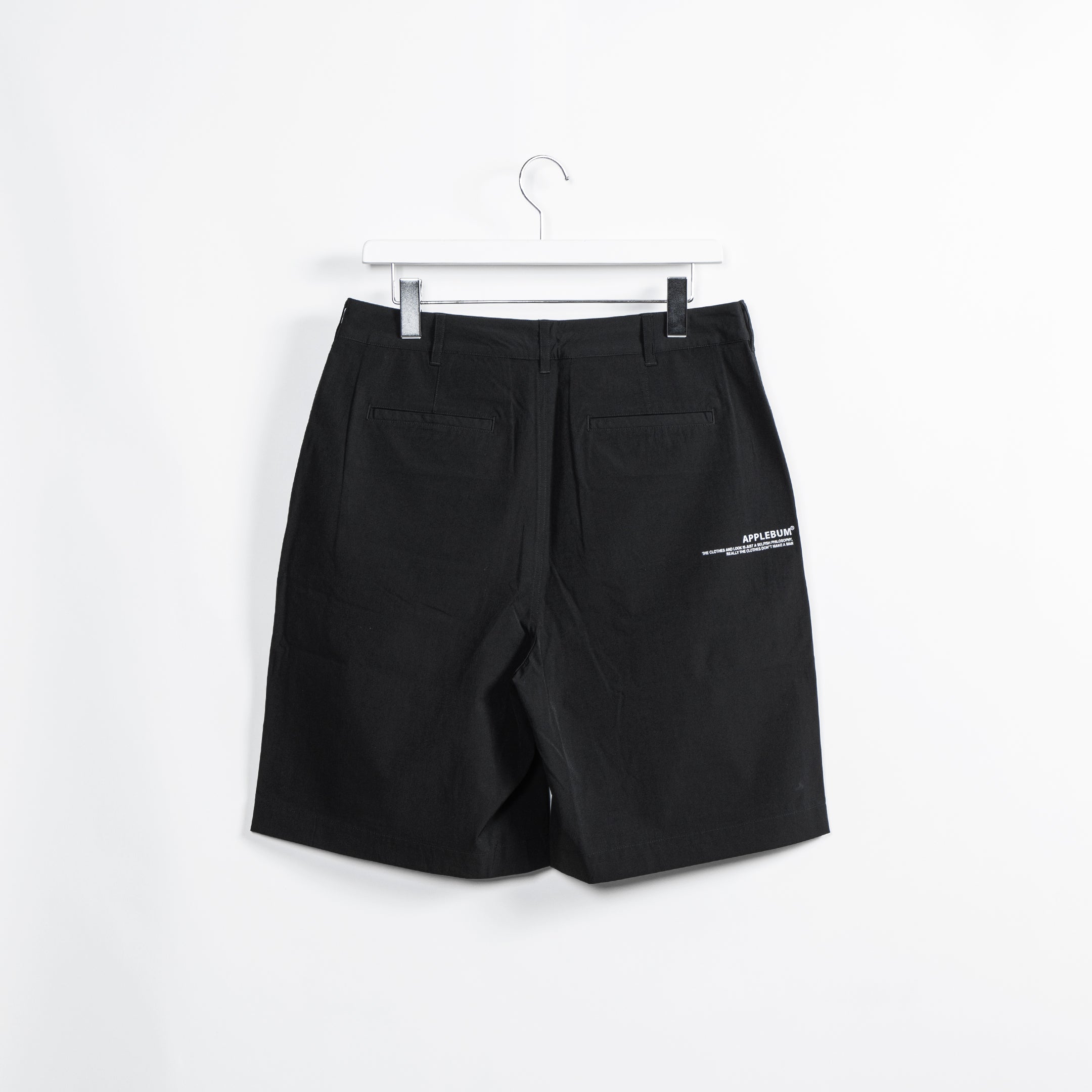 Relax Shorts [Black] / 2410805