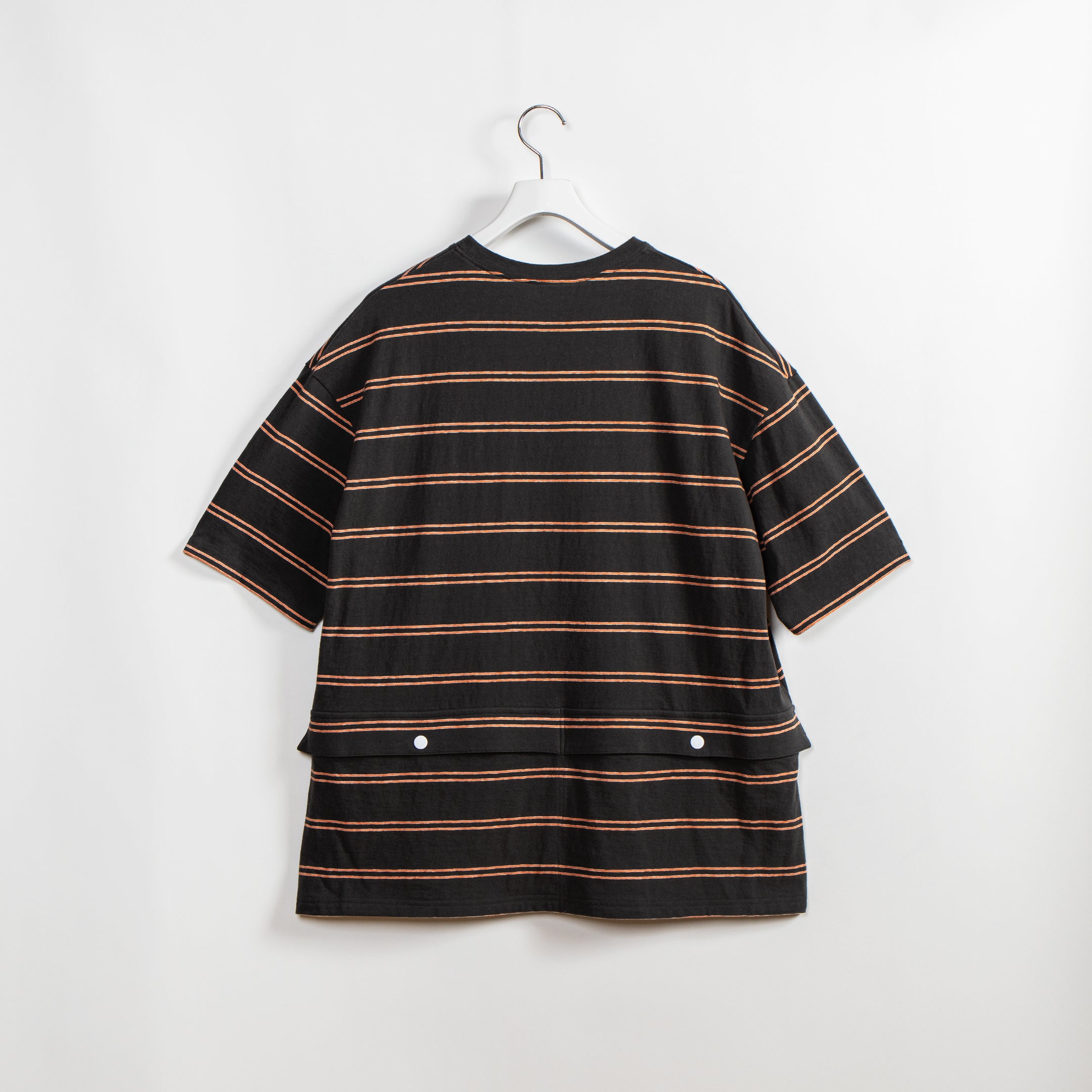 Ivy Border Back Pocket T-shirt [Charcoal] / 2411126