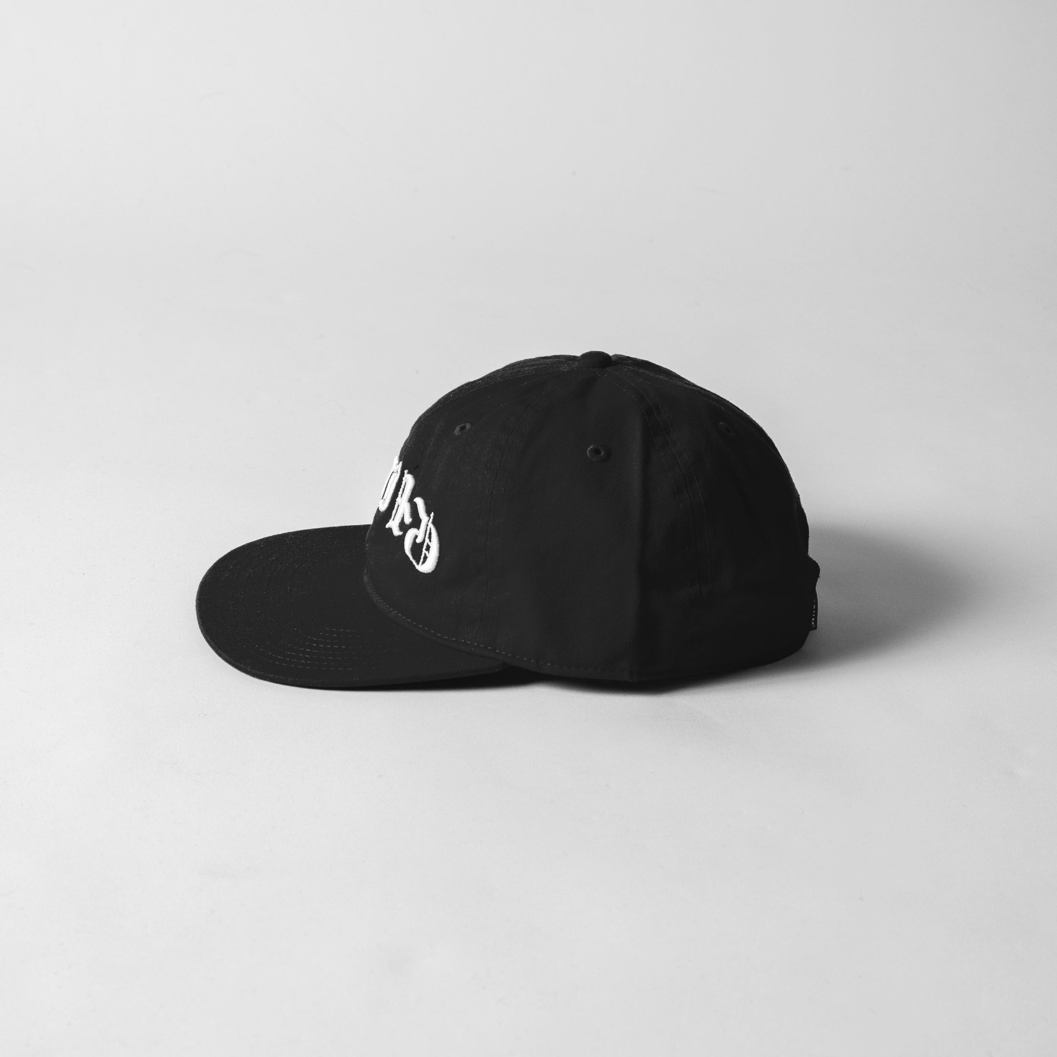 “コンプトン” Cap [Black] / 2420904