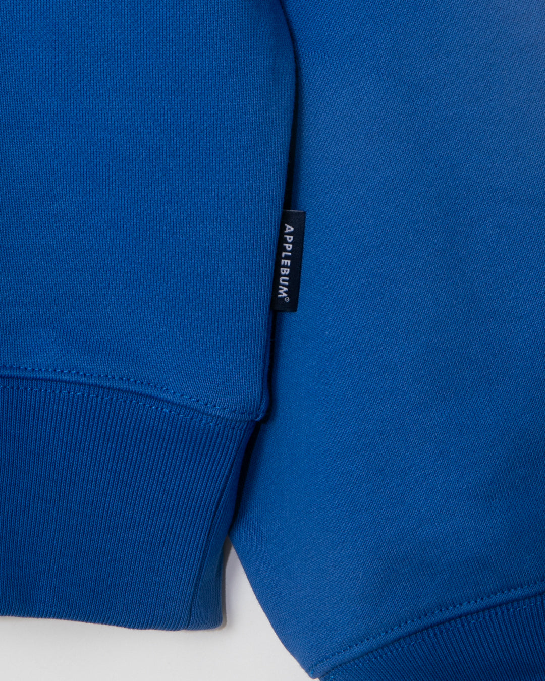 Logo Embroidery Hoodie / 2620409