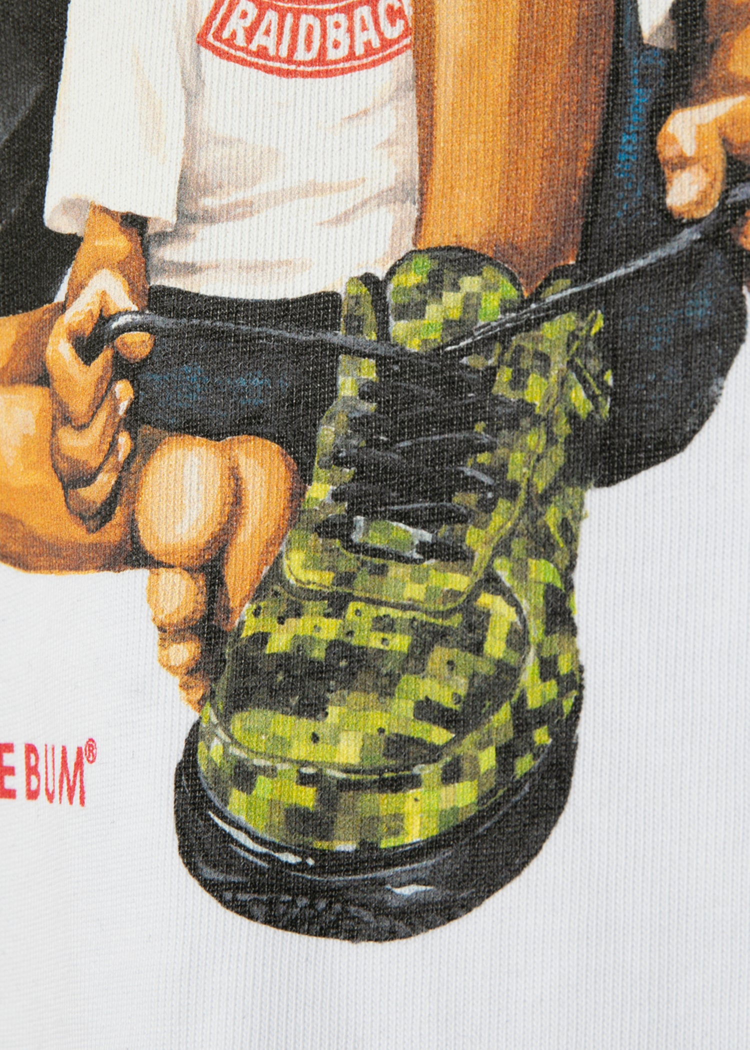 “Brand New Kicks (Pixel Camo)” T-shirt / GT2521101