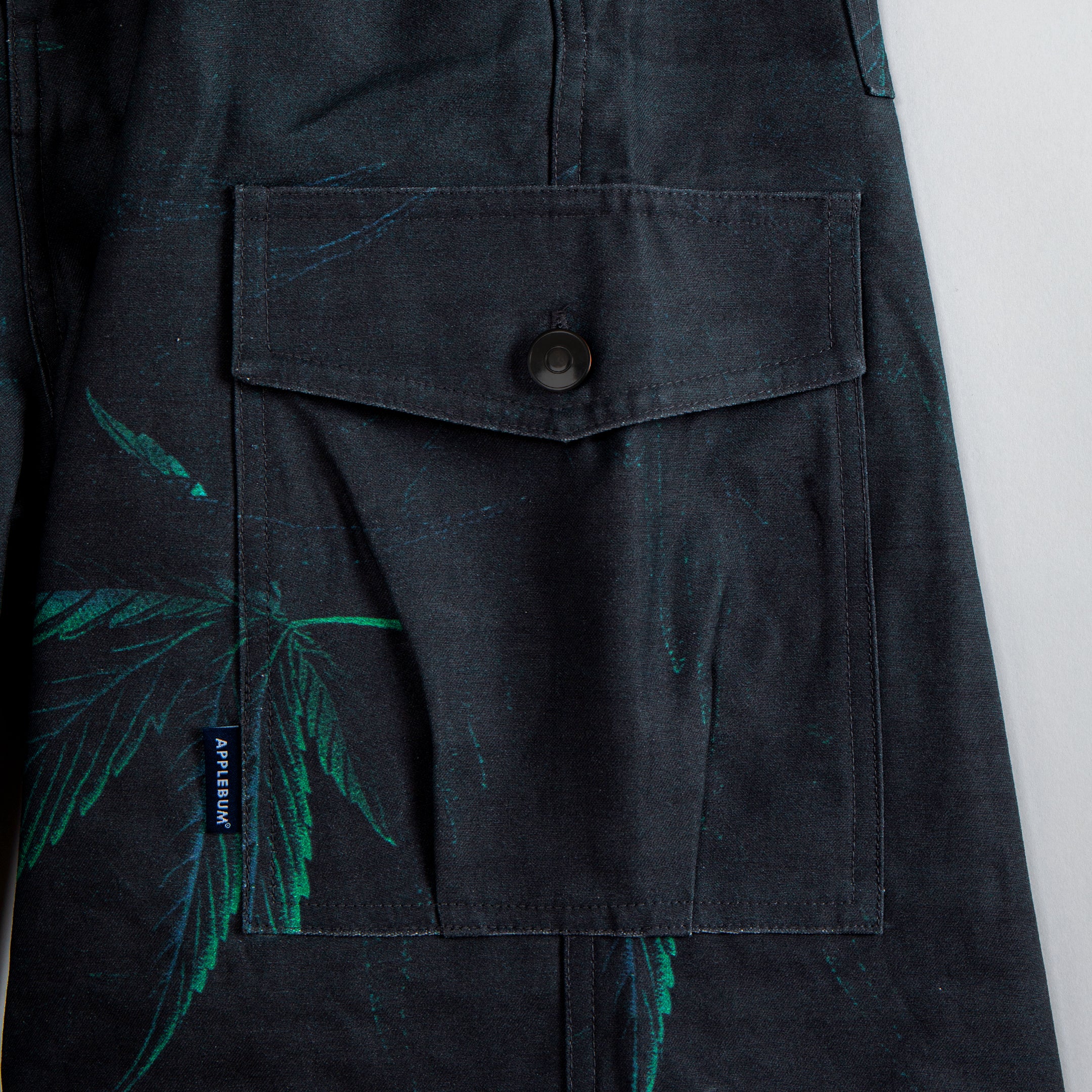 "Sour Diesel" Short Cargo Pants / 2410807