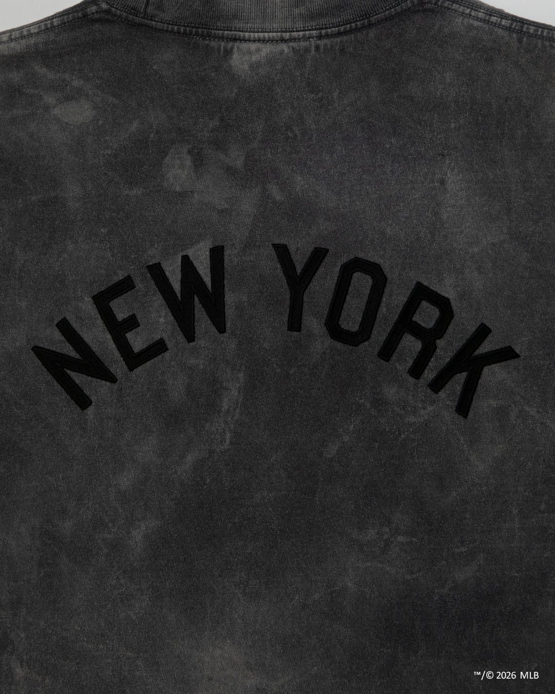 "NY 양키스" 데미지 티셔츠 / ML2621103Y