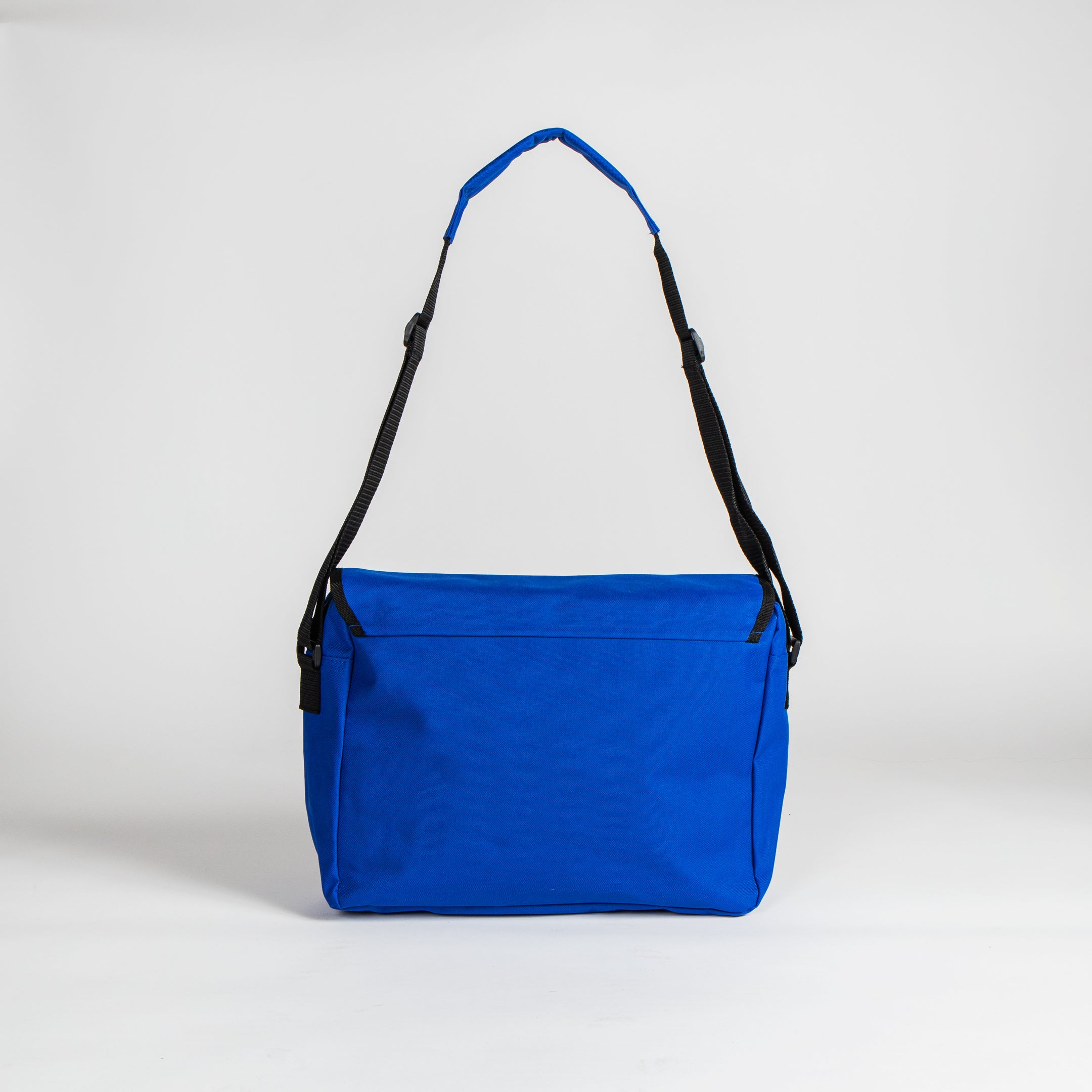 Logo Messenger Bag [Blue] / 2411013