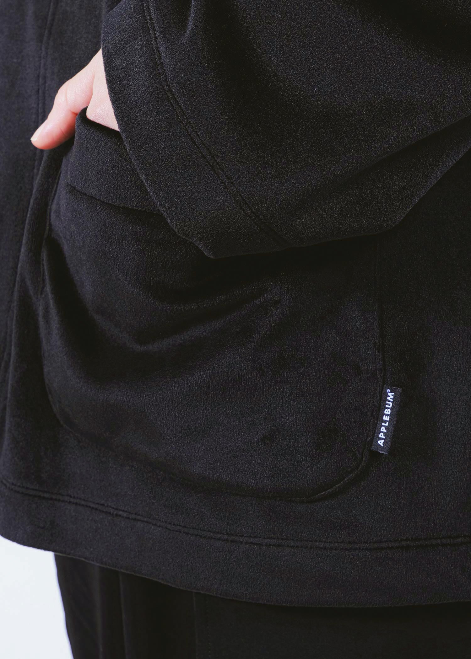 Velour Cardigan / 2520101