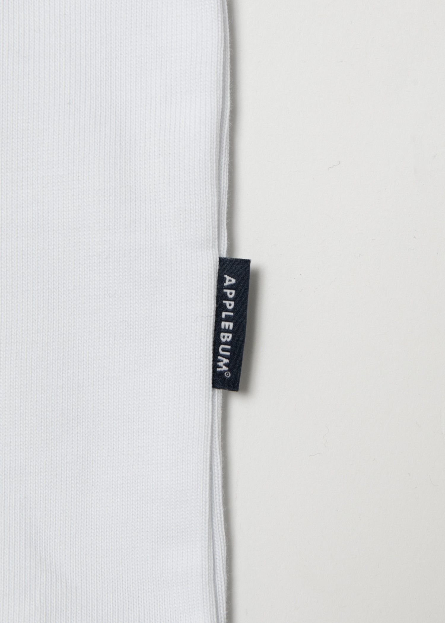 “Brand New Kicks (Pixel Camo)” T-shirt / GT2521101