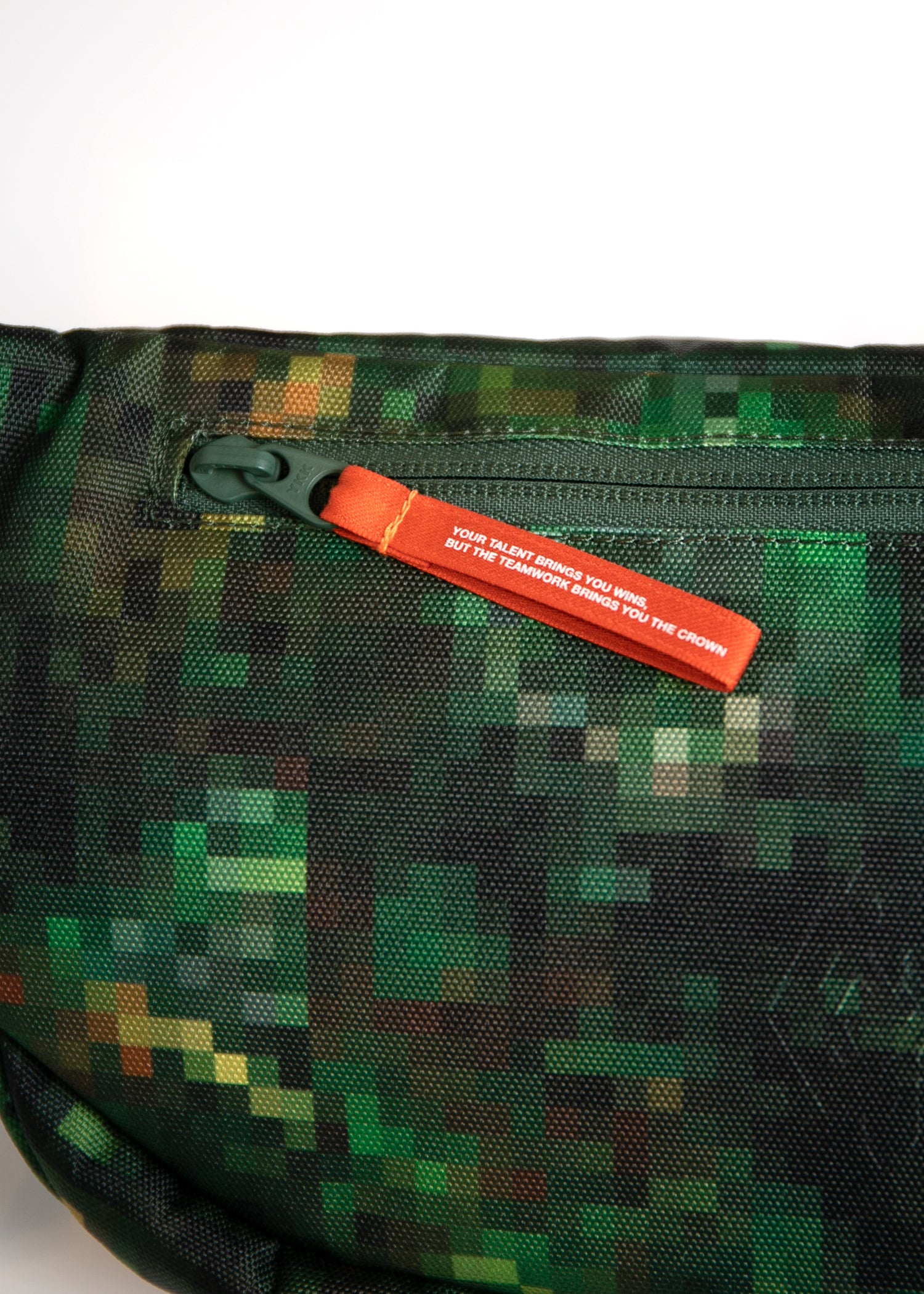 “Pixel Camo” Waist Bag / GT2521002