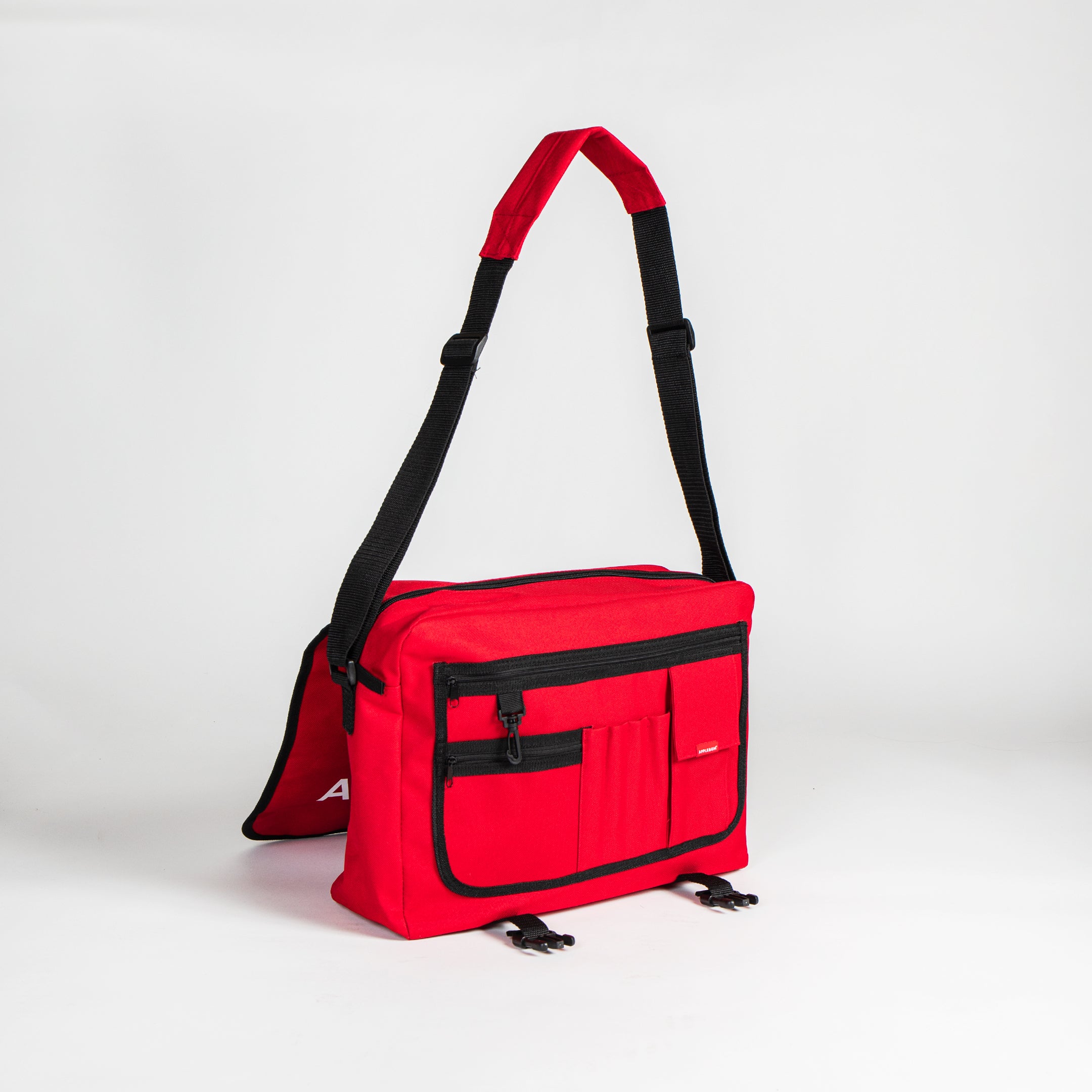 Logo Messenger Bag [Red] / 2411013