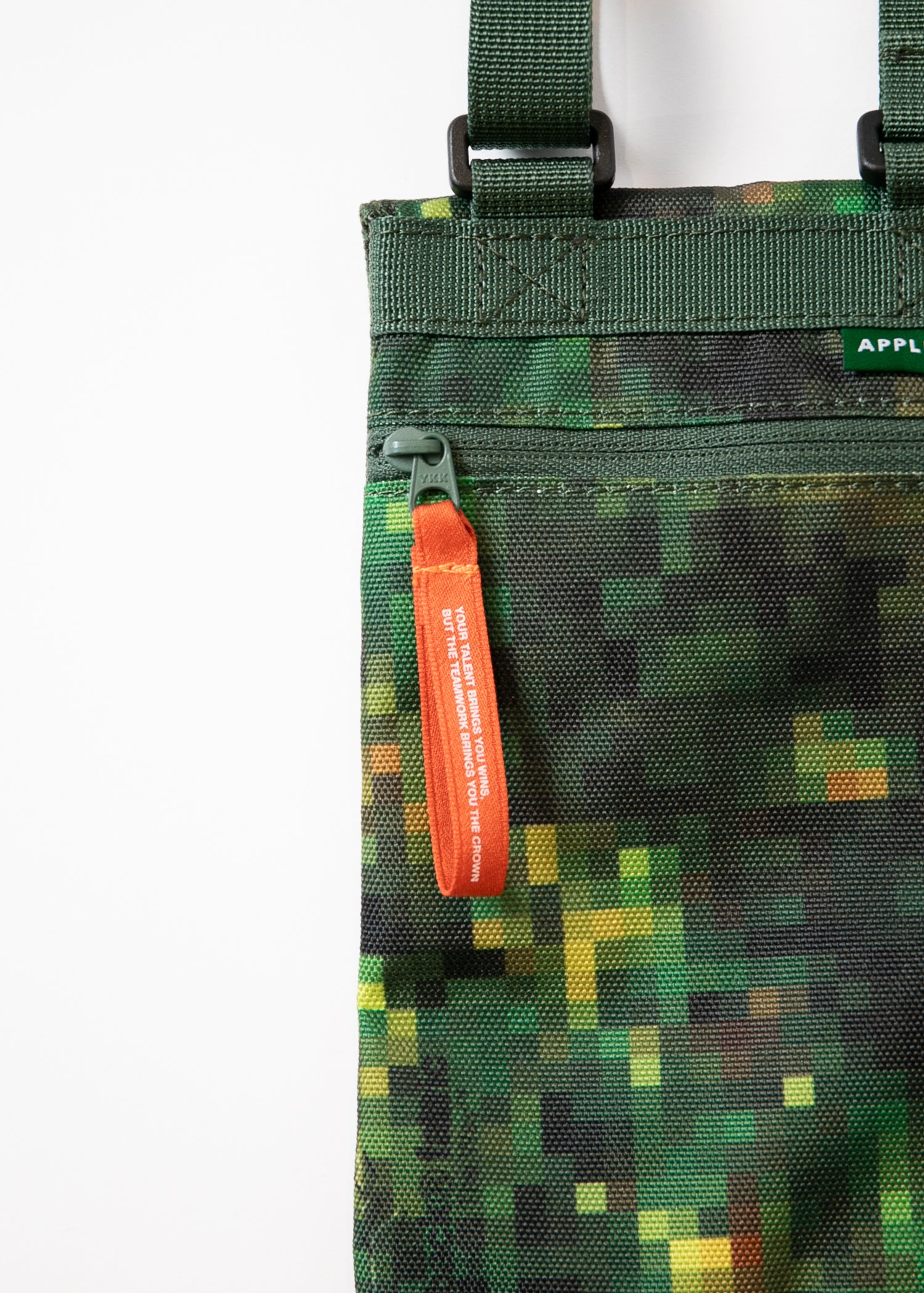 “Pixel Camo” Neck Pouch / GT2521001