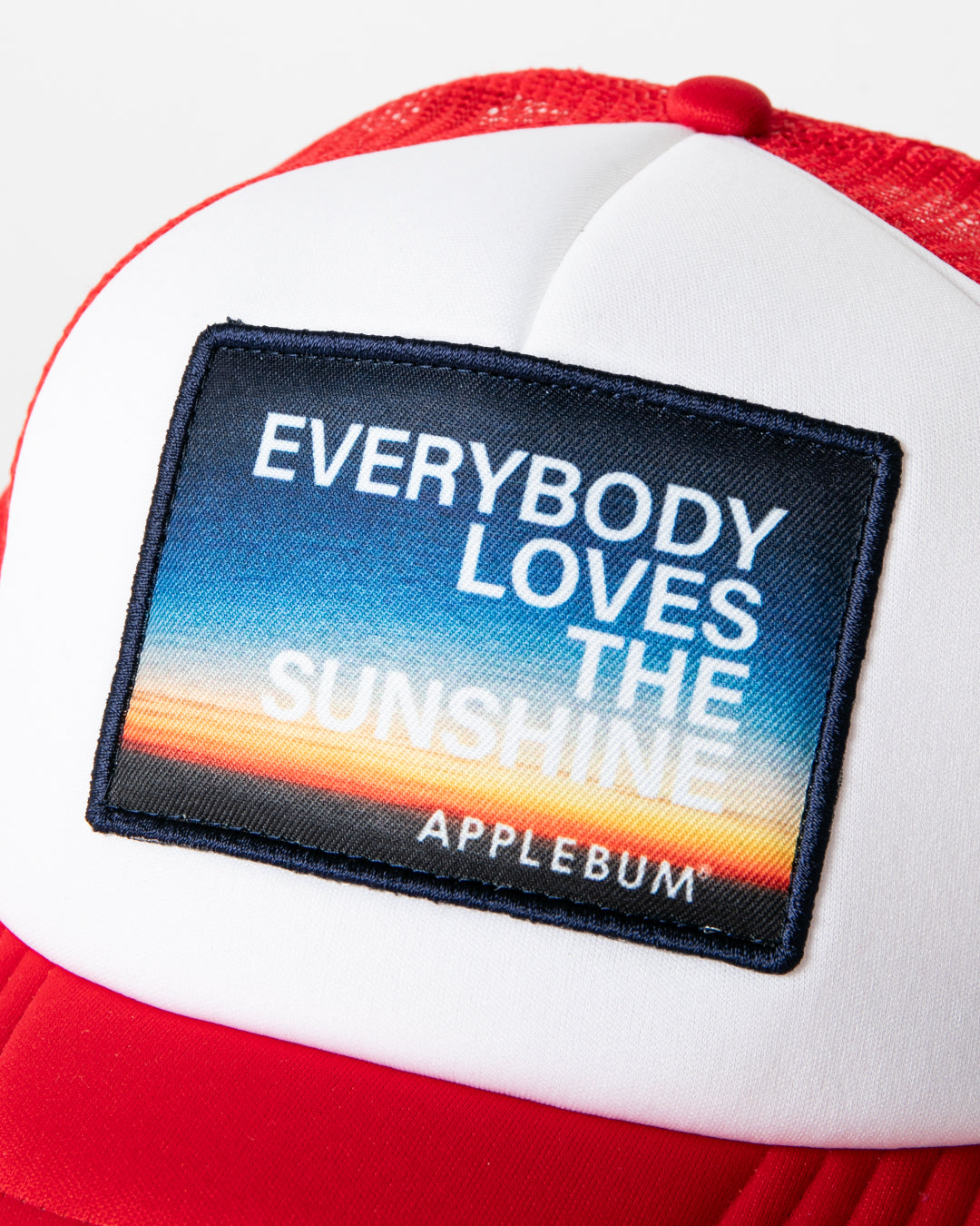 “Everybody Loves The Sunshine” Mesh Cap / HS2610901