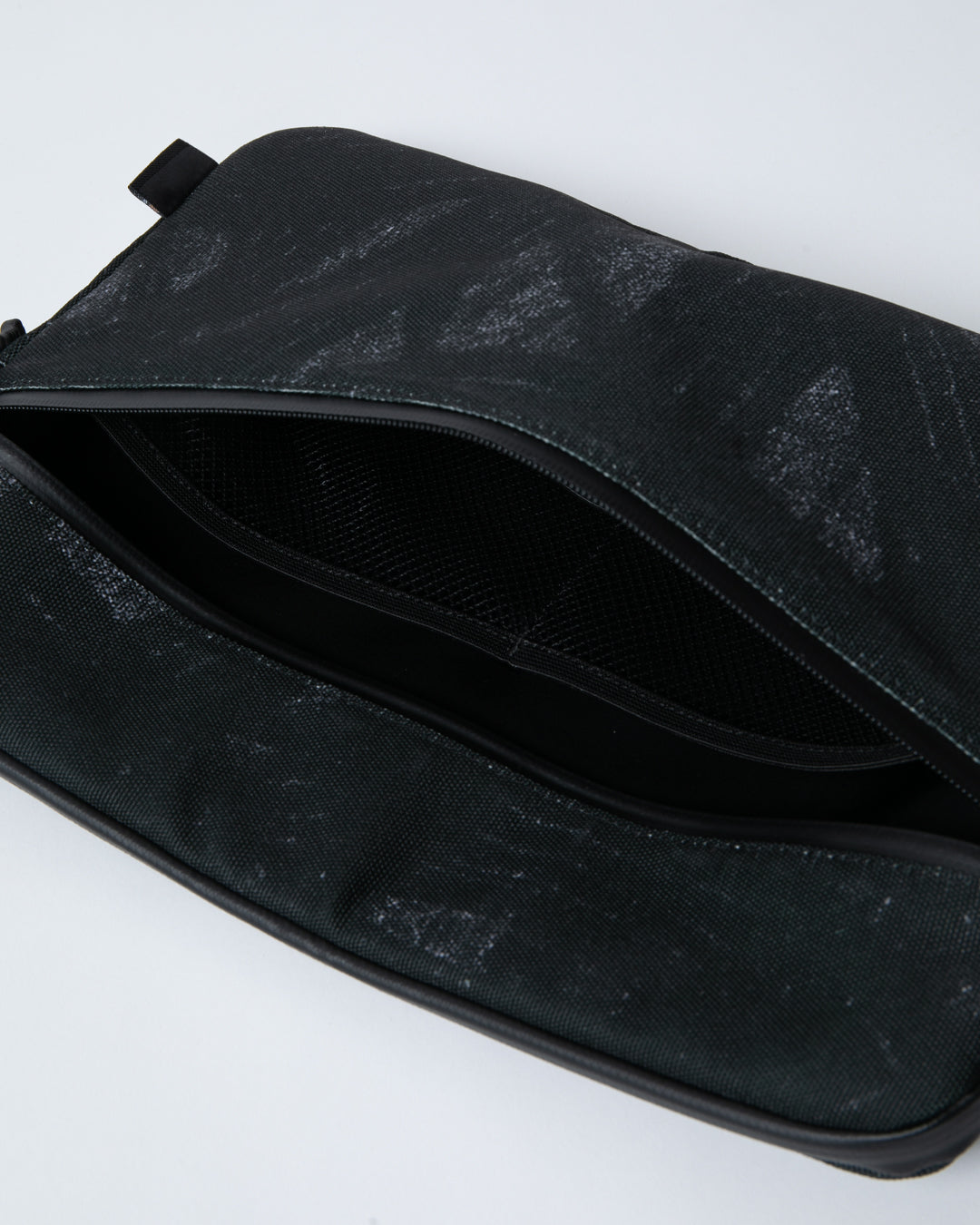 【6月発売予定】“Drift Marks” PC Case (13inch) / 2611002