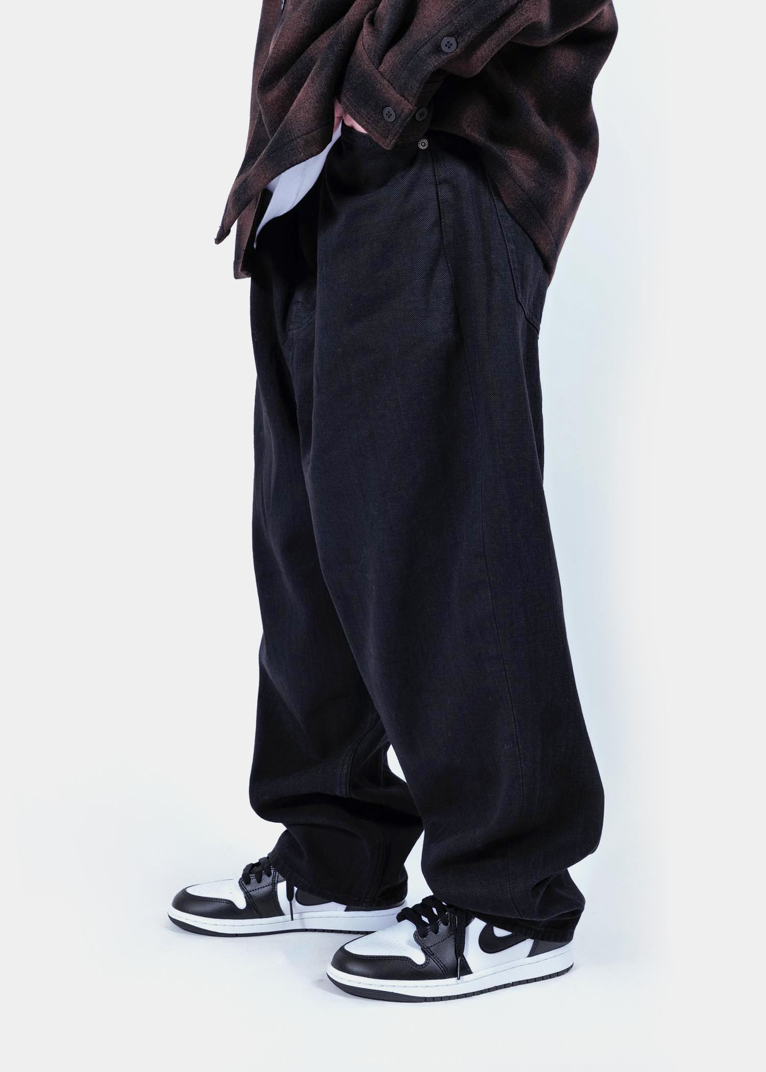 “Selena” Wide Tapered Denim Pants (Black) / 2520801B