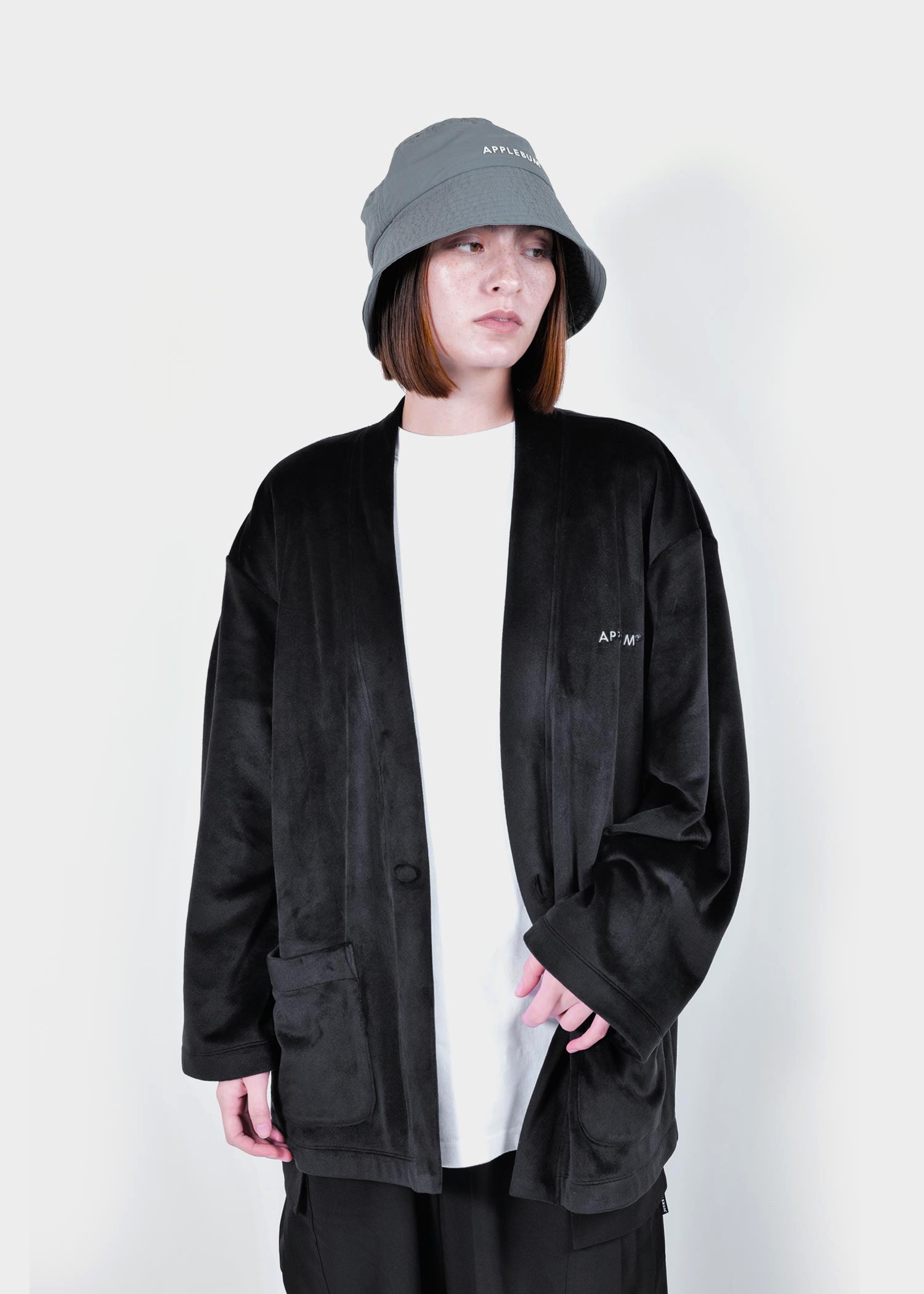 Velour Cardigan / 2520101