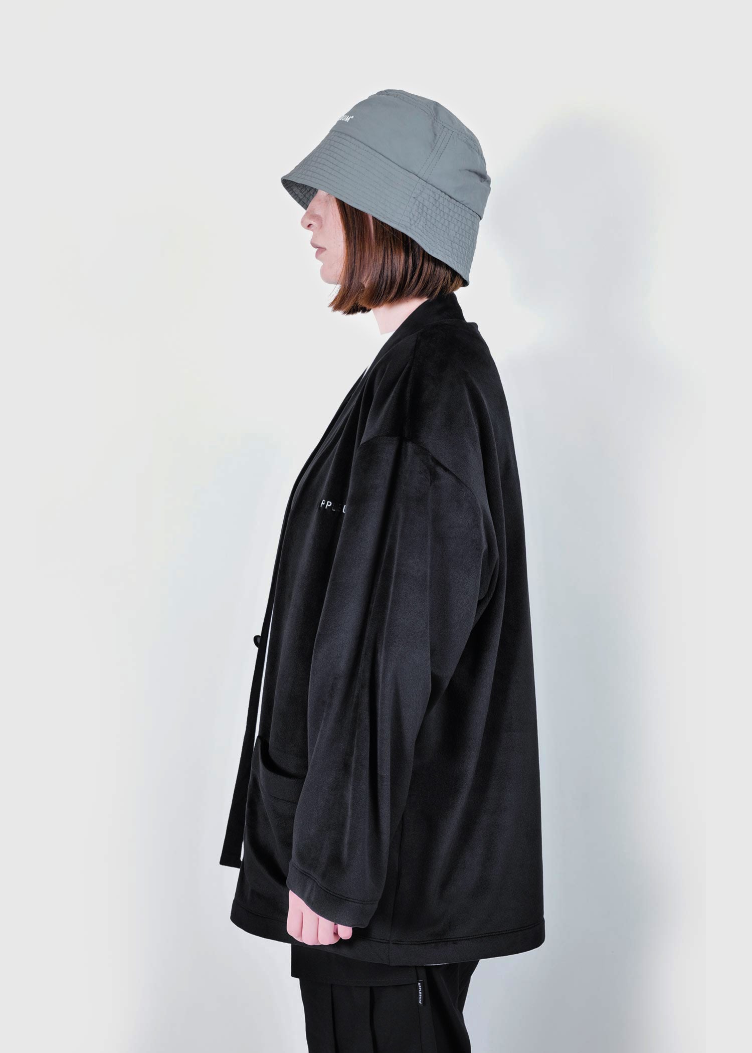 Velour Cardigan / 2520101