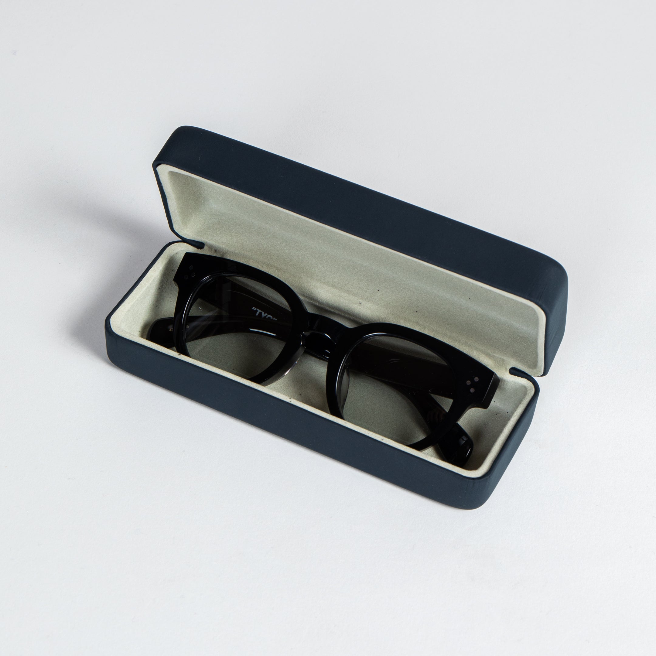 "TYO" Sunglasses (Japan Made) / 2411010