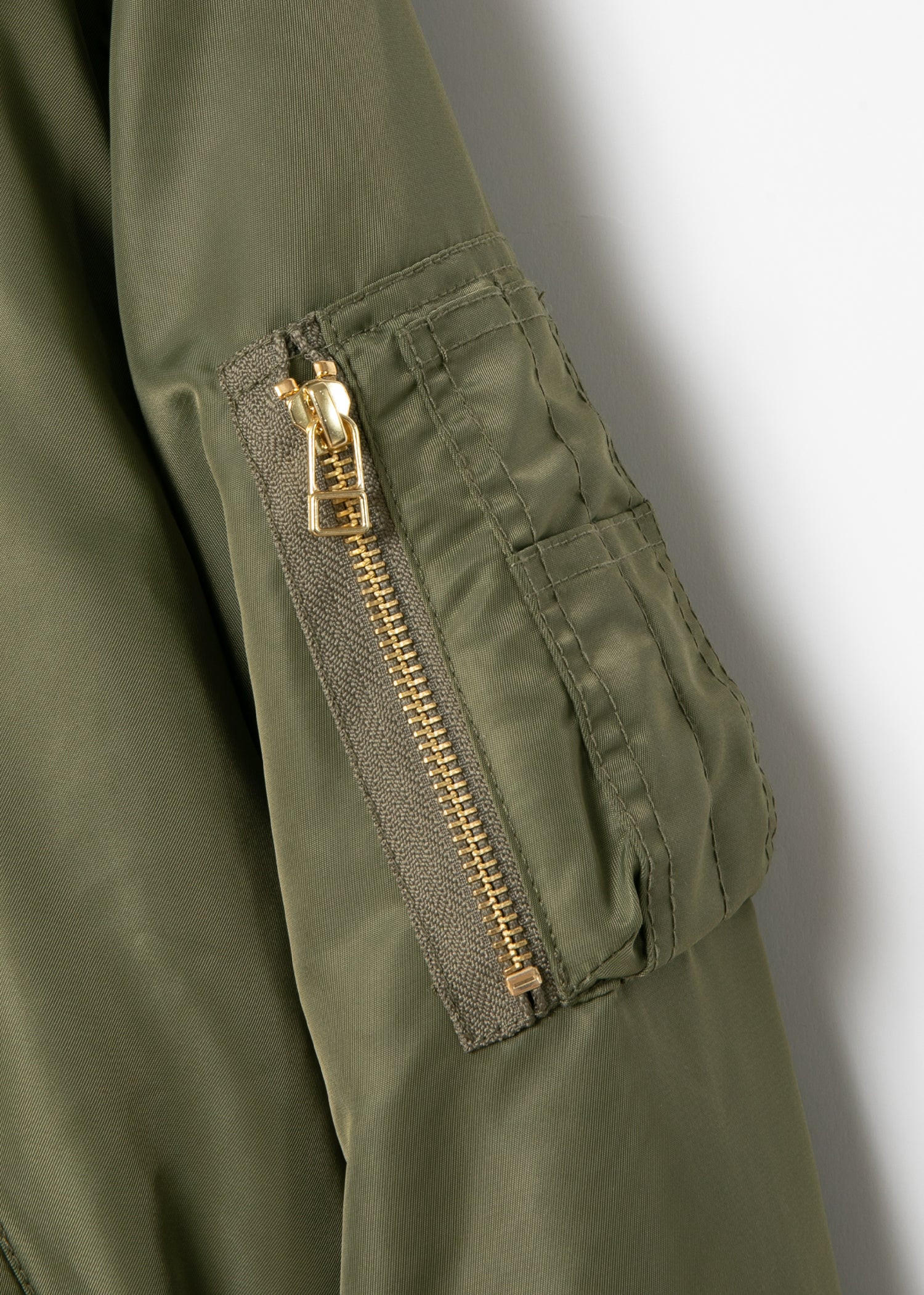 Limited】“Pixel Camo” MA-1 / GT2520604