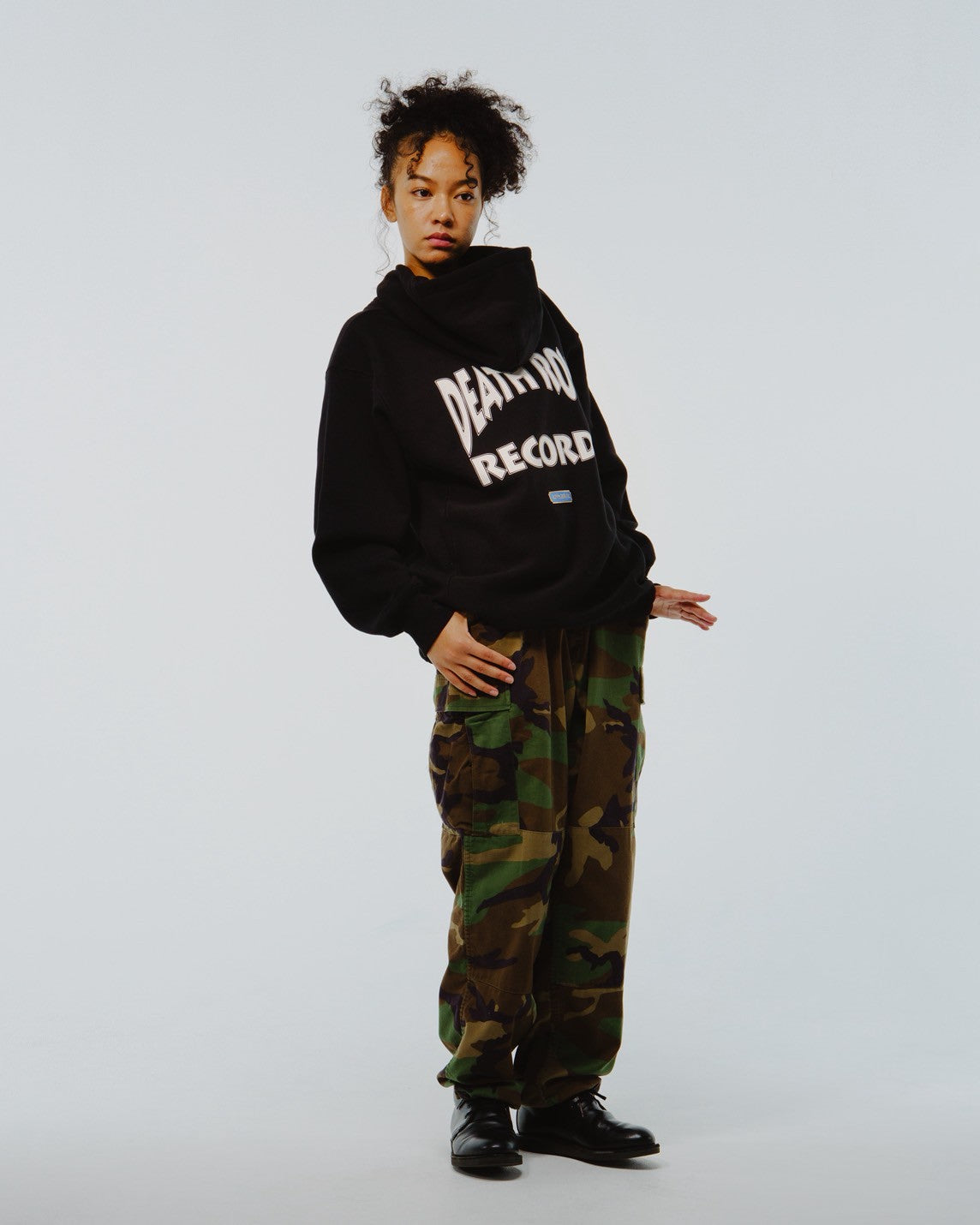 LINE_ALBUM_Death Row Look_250818_9.jpg__PID:4fb2e859-d6c7-4bf2-8166-448c0e71416d