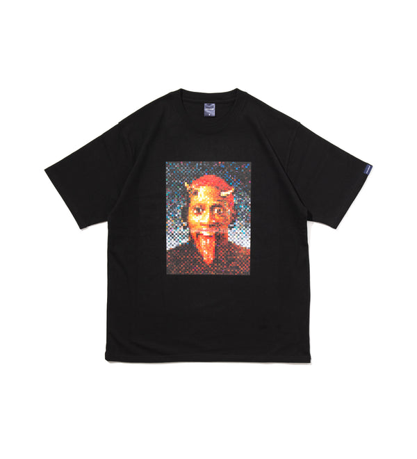 【Limited Color】 "Work of Mosaic Art(濱口健)" T-shirt [Black/Red Head] / WH2211101