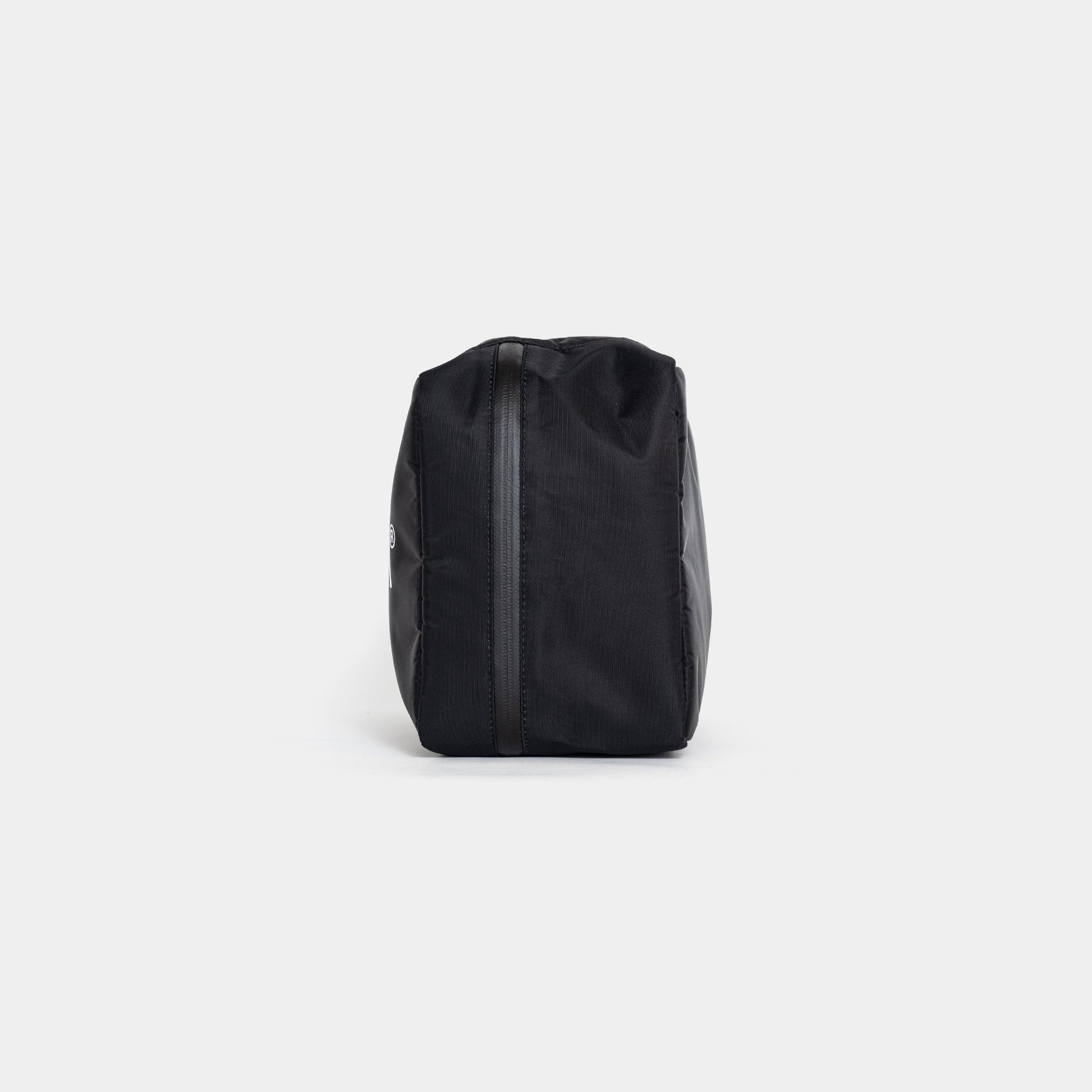 Kicks Carry Case [Black] / 2311005